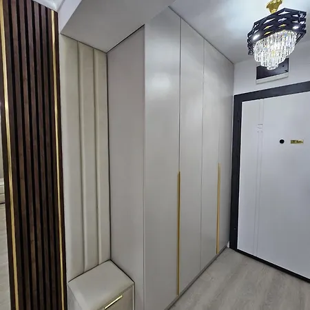 Apartment Luxury Prima Linie La Mare White Titanic Navodari